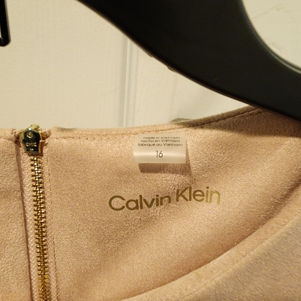 Calvin Klein Pale Pink Short Sleeve Dress, Soft Feels Like Velvet - Picture 3 of 5
